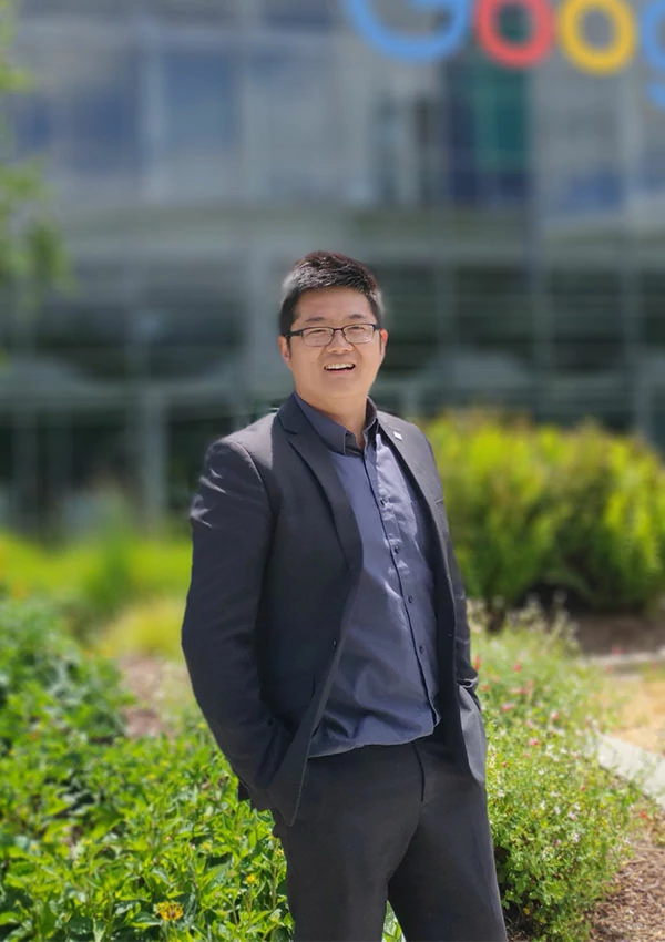 EMAC-China-MD-Jasper-Lee-600x850-1-1 This is a photo of Jasper, the leader of EMAC China team.